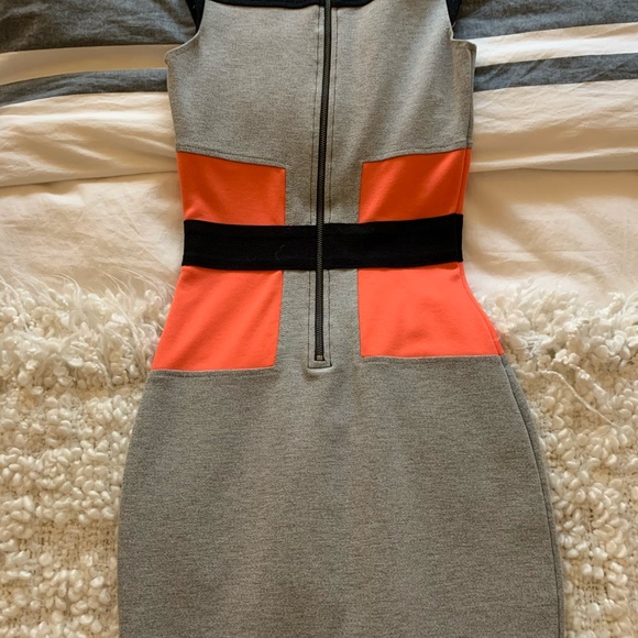 French Connection Fitted Dress - Picture 4 of 5